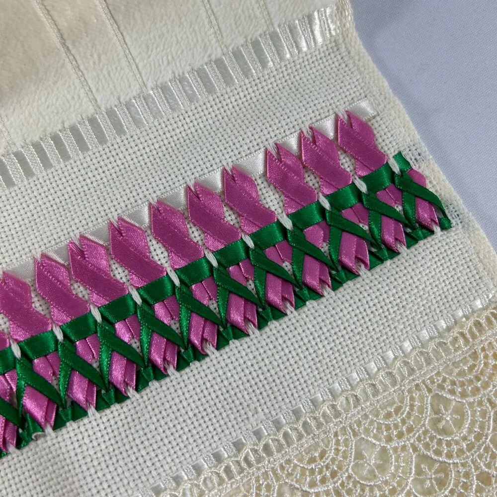 Dohler Ivory Hand Towel Crochet Hem Embellished Pink Green Ribbon 18